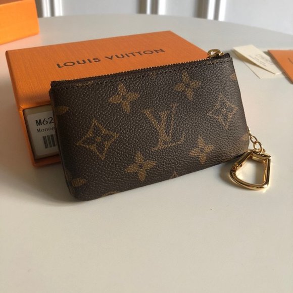 louis vuitton key pouch monogram canvas